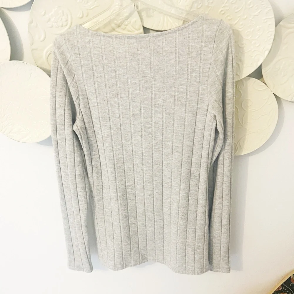 Medium Anthro Grey Ribbed Top - Picture 3 of 5